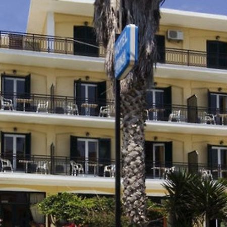 Niki Hotel Samos Town Exterior photo