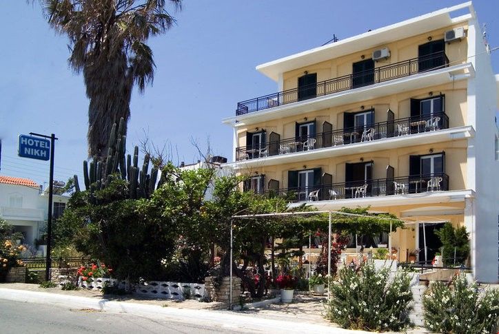 Niki Hotel Samos Town Exterior photo